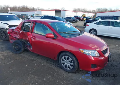 2010 Toyota Corolla Le z USA, uszkodzony, nr VIN 2T1BU4EE7AC281925